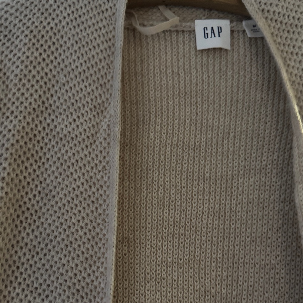 GAP Light Tan Knit Cardigan